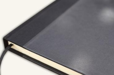 Schreib - und Notizbuch schwarz, mit schwarzem Leinen